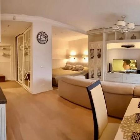 Cozy Studio Apartment In The Center Of Рига Экстерьер фото