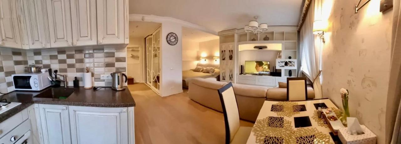 Cozy Studio Apartment In The Center Of Рига Экстерьер фото